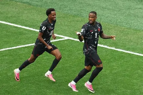 لاعب كندا: المهمة لم تنتهِ بعد.. وفعلنا ذلك من أجل كونيه